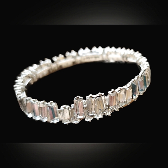 Stella and Dot Luxe Coil Bracelet Clear Crystal Baguette - Picture 3 of 7